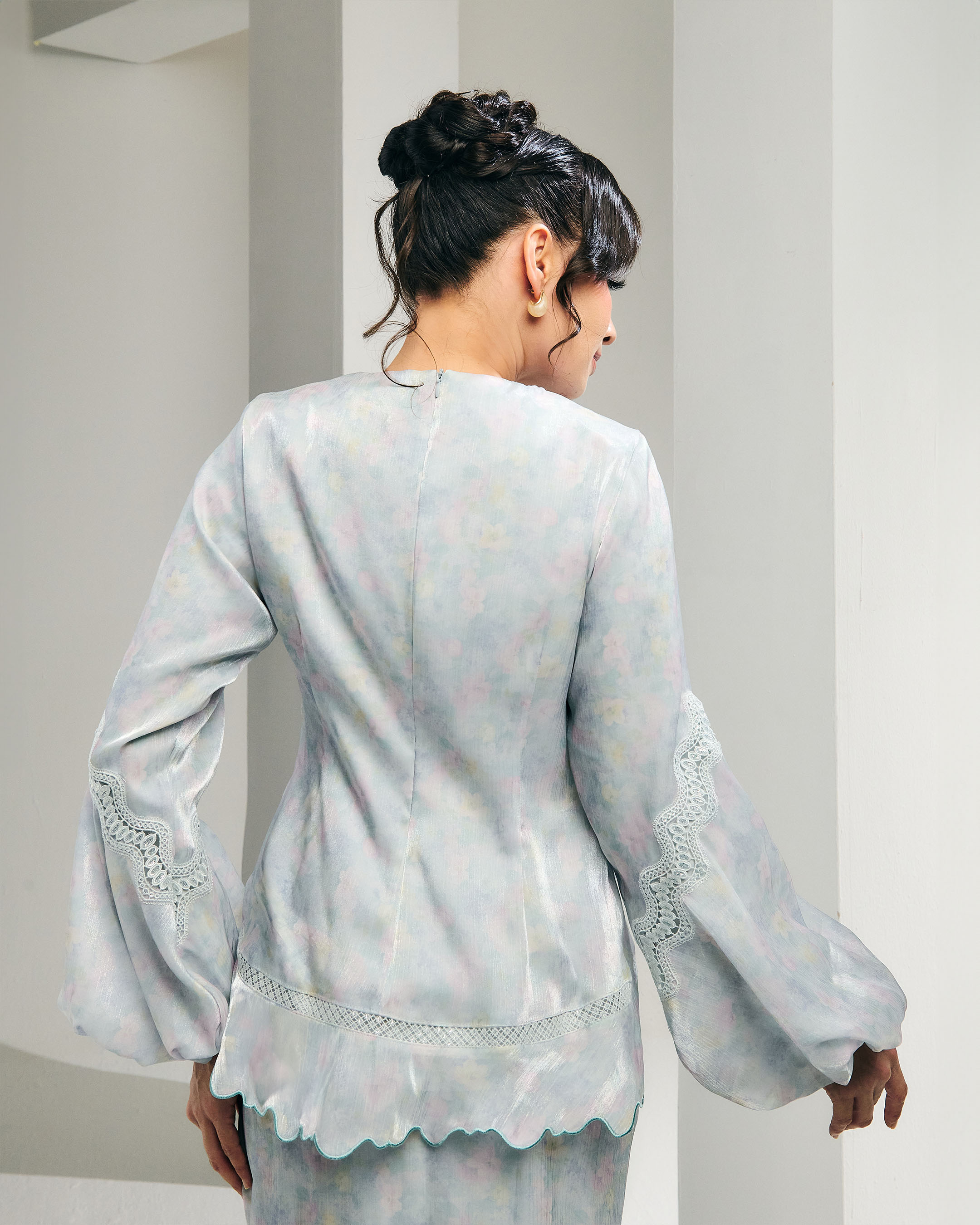 (PRE-ORDER) Ariel - Bluebell Mist