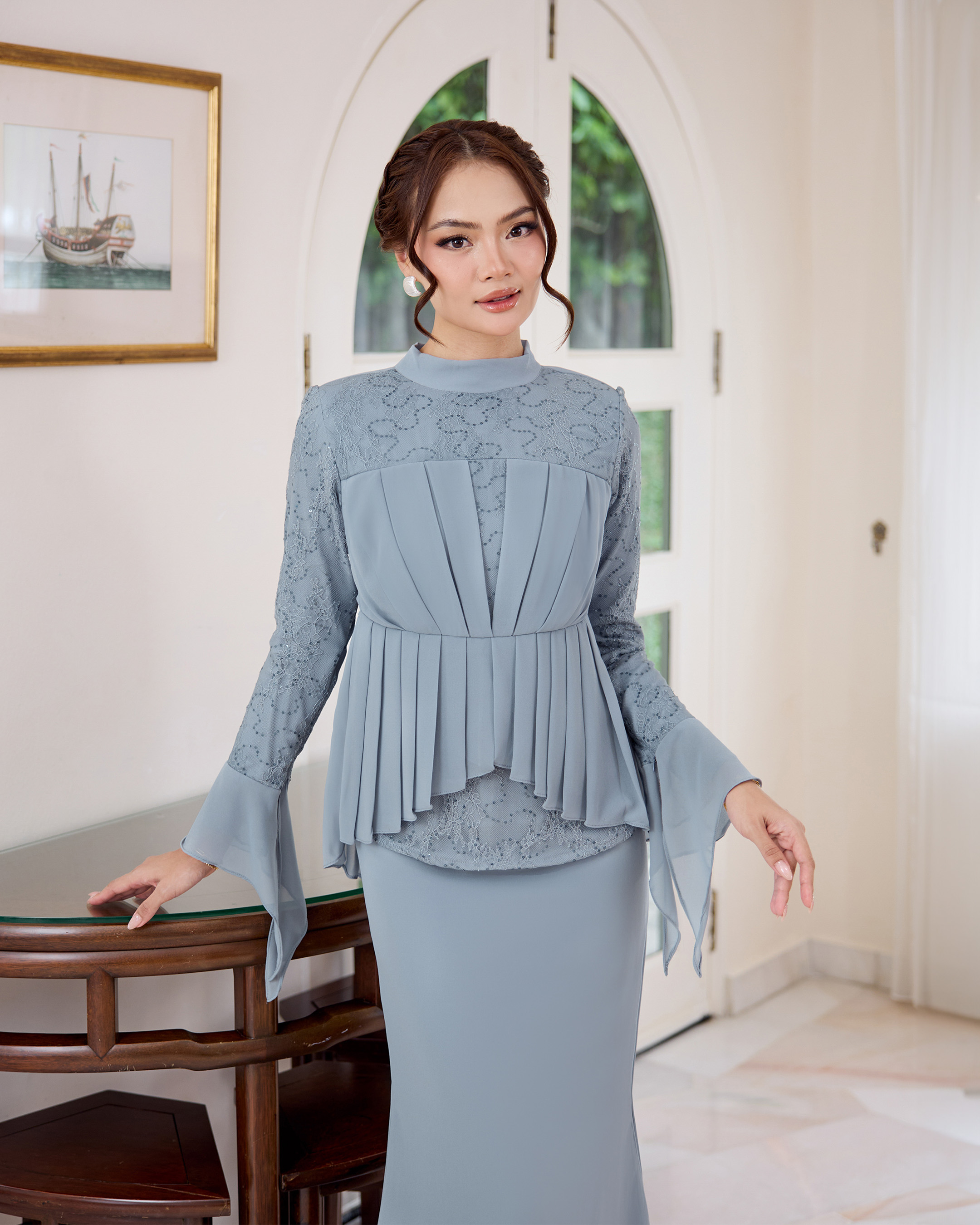 Catherine - Ash Blue