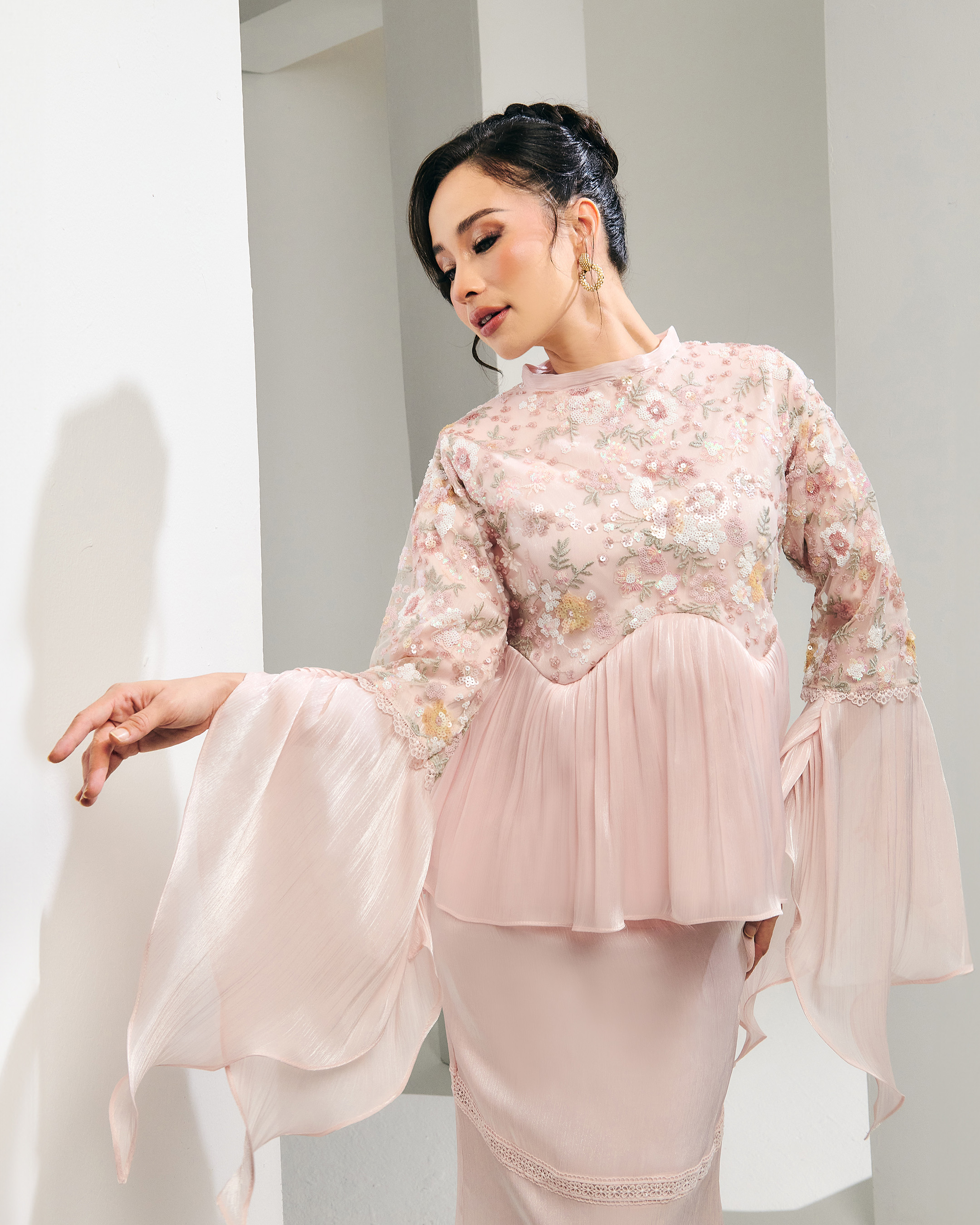 Noelle - Champagne Pink