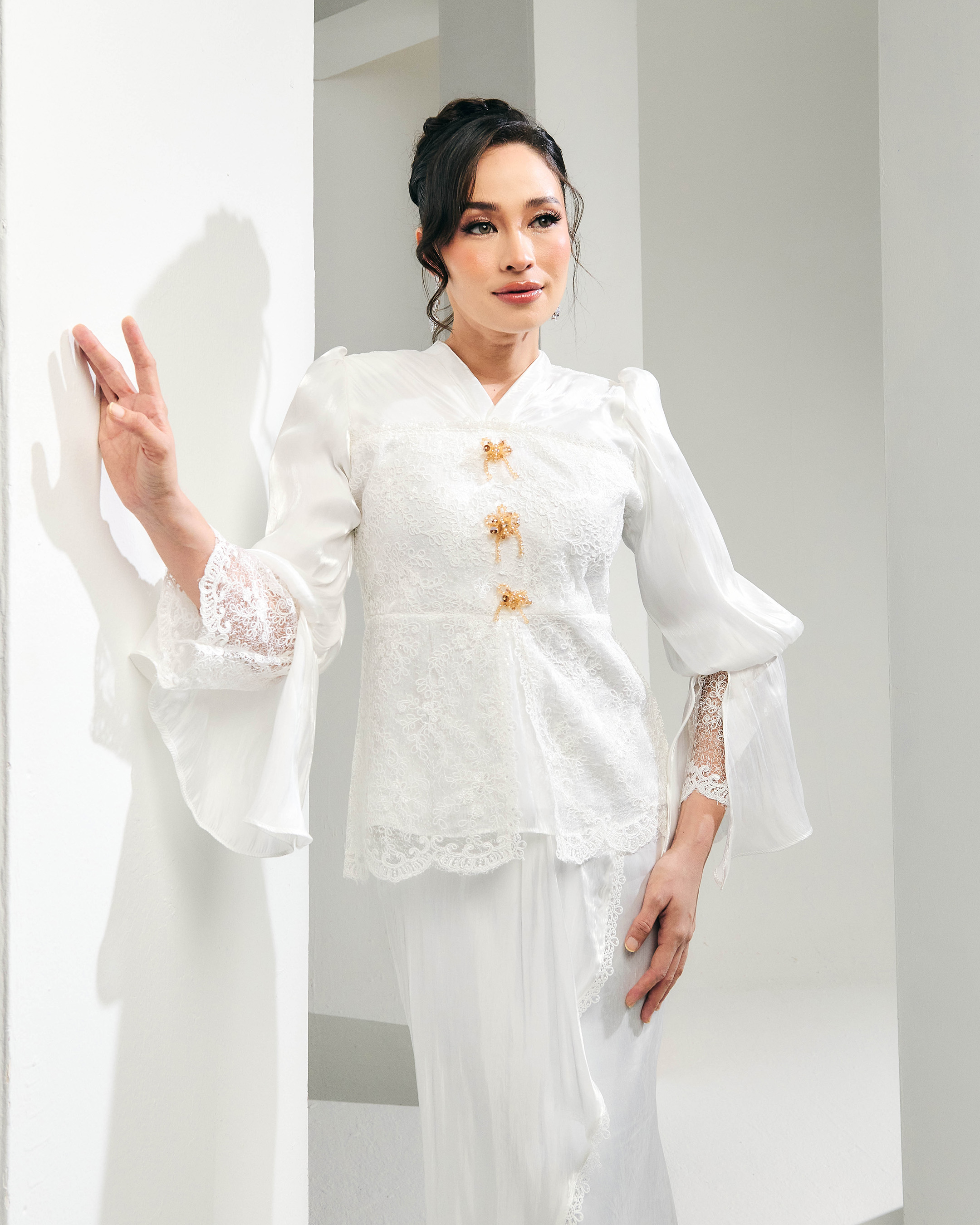 Carolyn - Pearl White