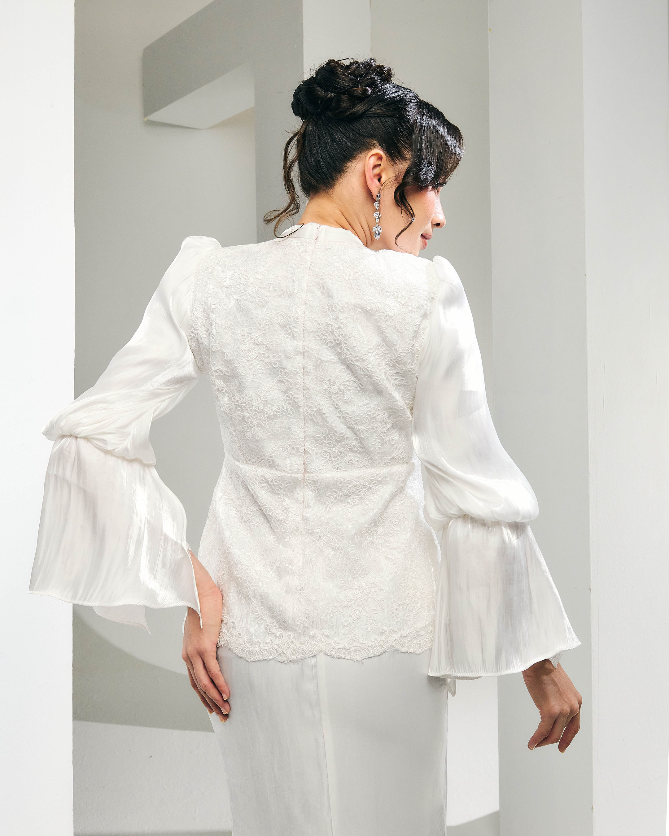 Carolyn - Pearl White