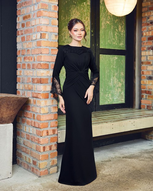 (PRE-ORDER) Pauline - Black