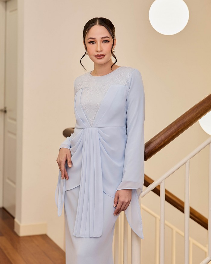 Estella - Icy Blue