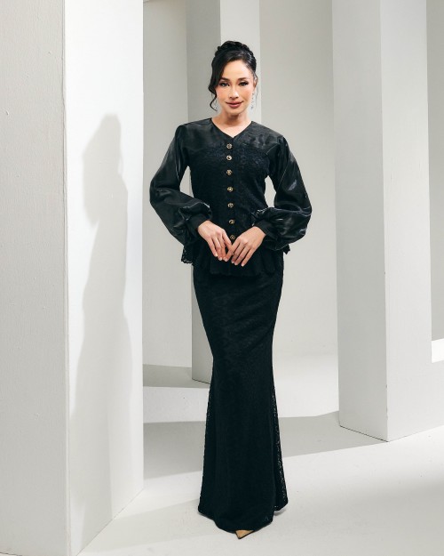 Anastasia - Shadow Black