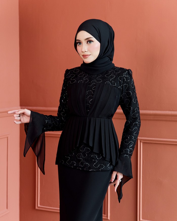 Catherine - Black