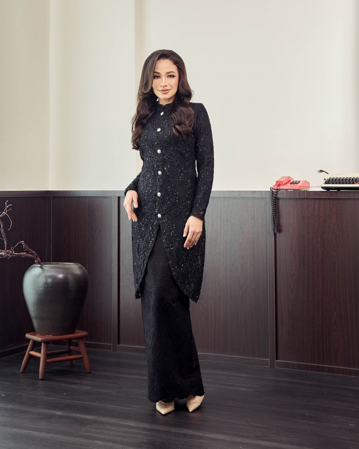 Nirmala - Black