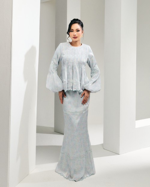 (PRE-ORDER) Ariel - Bluebell Mist