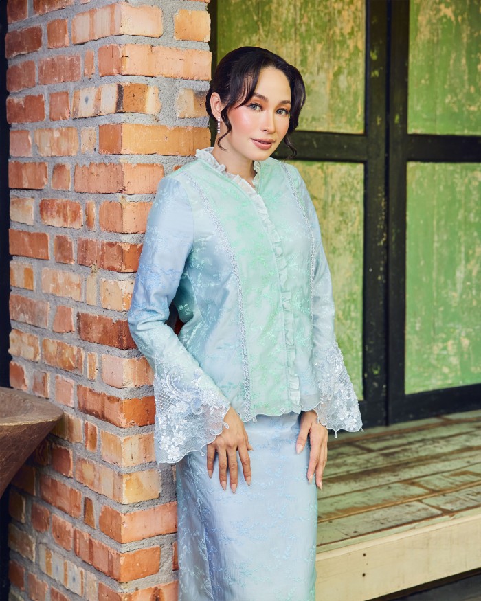 (PRE-ORDER) Elaine - Minty Sky