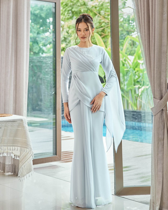 Dianna - Icy Grey
