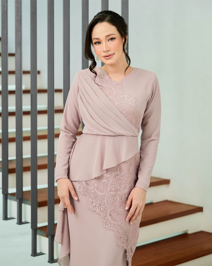 Amora - Velvet Rose