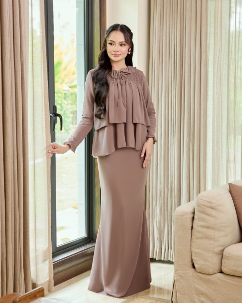 Annalise - Dark Taupe