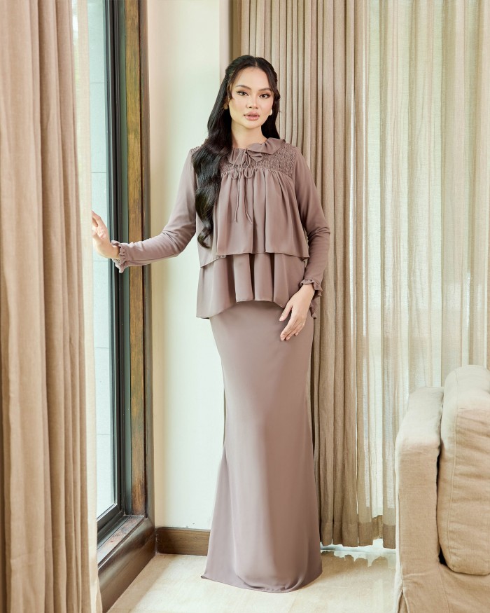 Annalise - Dark Taupe