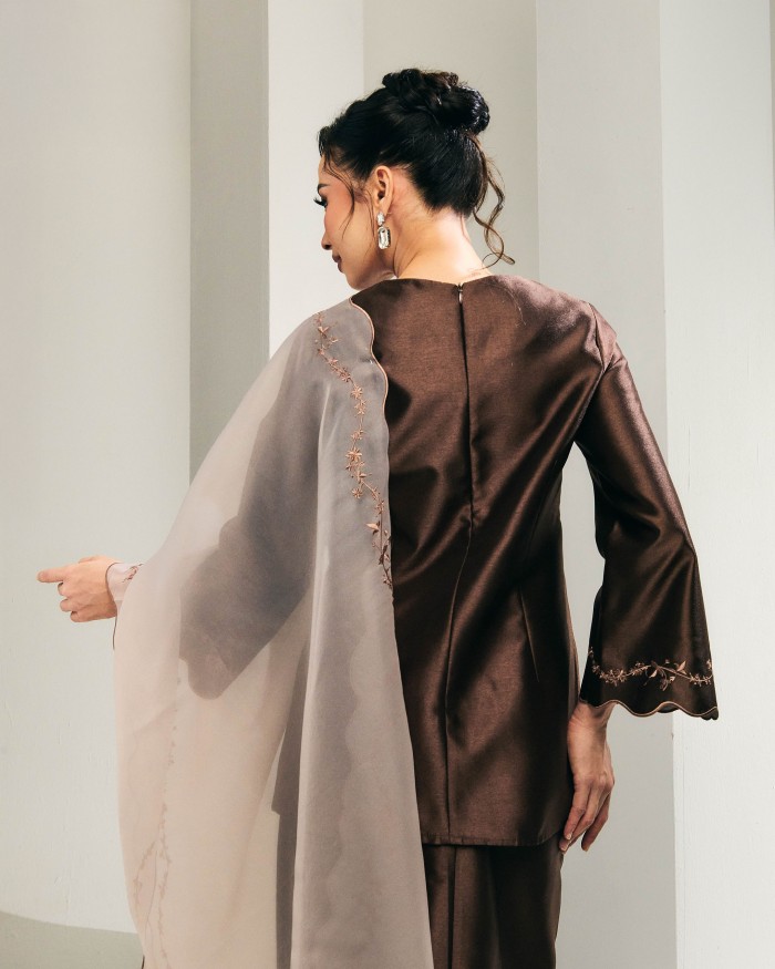 Hanani - Mahogany Brown