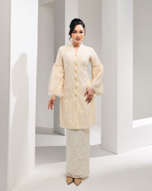 Raflessa - Creamy Ivory