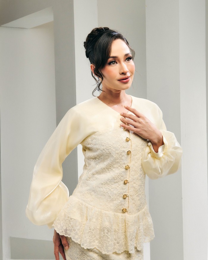 Anastasia - Ivory Lace