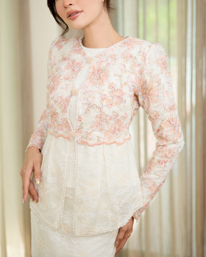 (PRE-ORDER) Kieya - White Peach