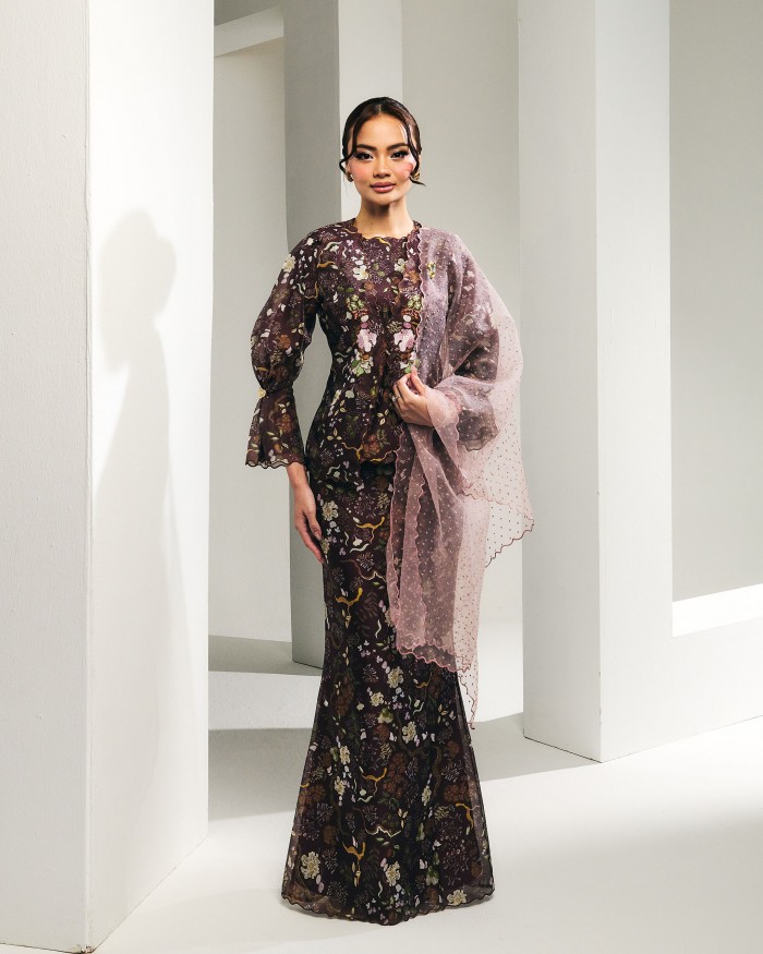 (PRE-ORDER) Maryna - Blush Chestnut