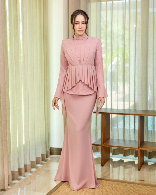 Catherine - Ballerina Pink