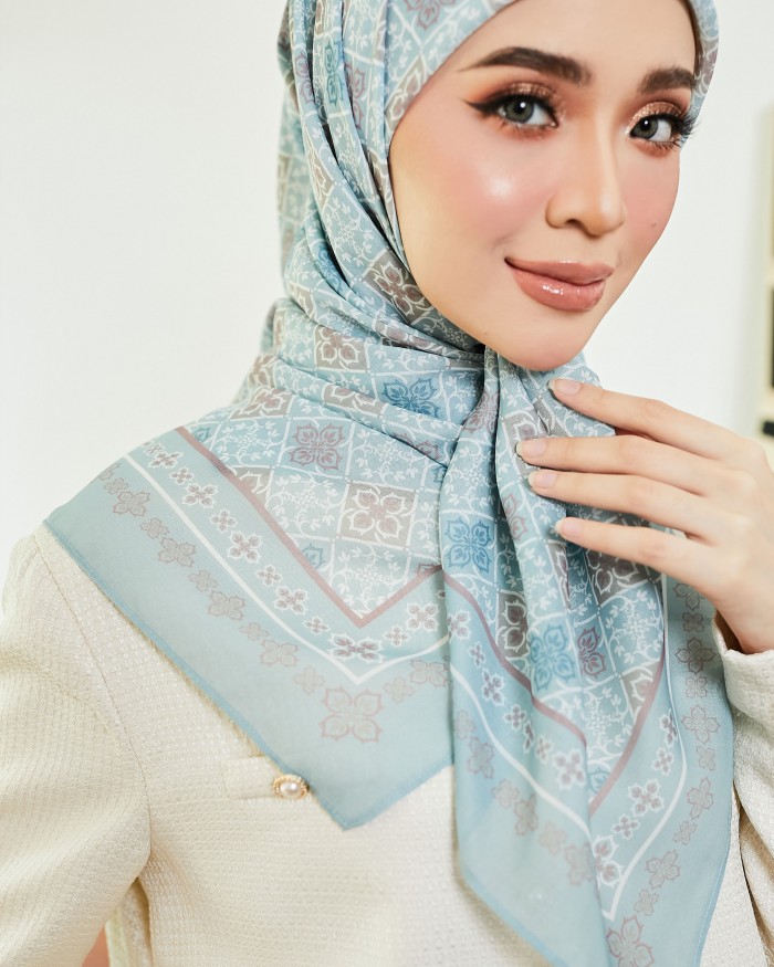 Elviera in Pastel Mint