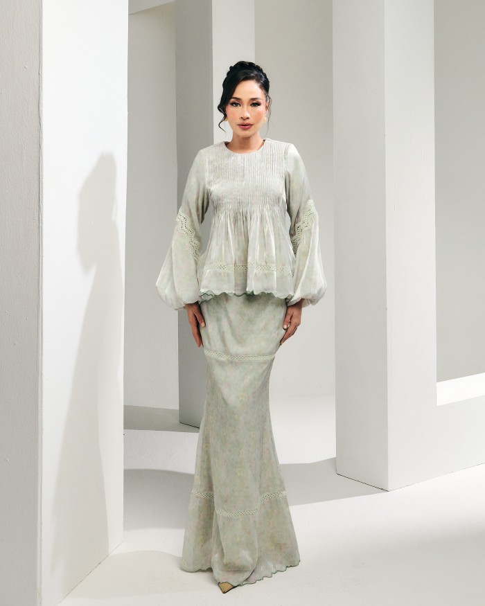 (PRE-ORDER) Ariel - Misty Sage