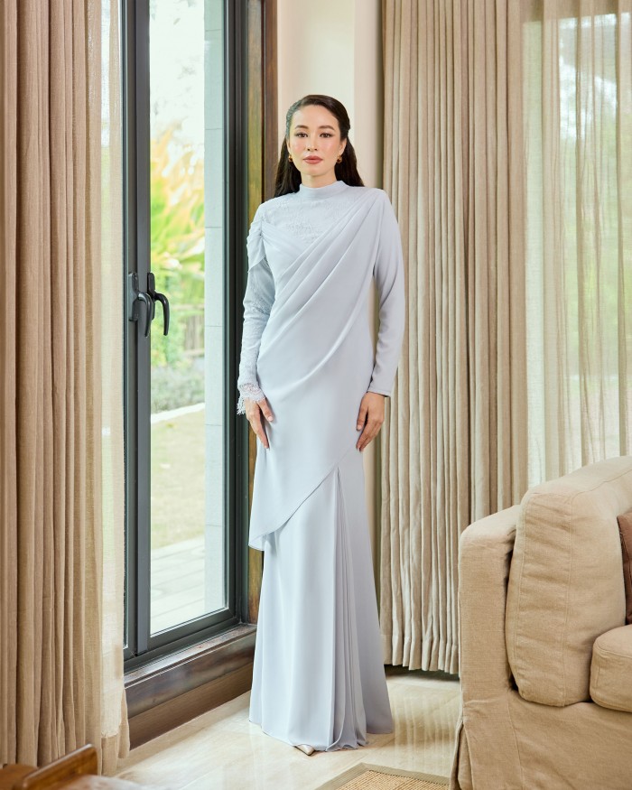 Elizabeth - Icy Grey