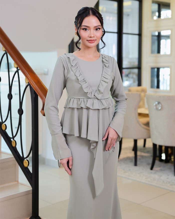 Evie - Warm Grey