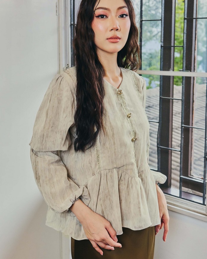 Hazel - Iris Grey
