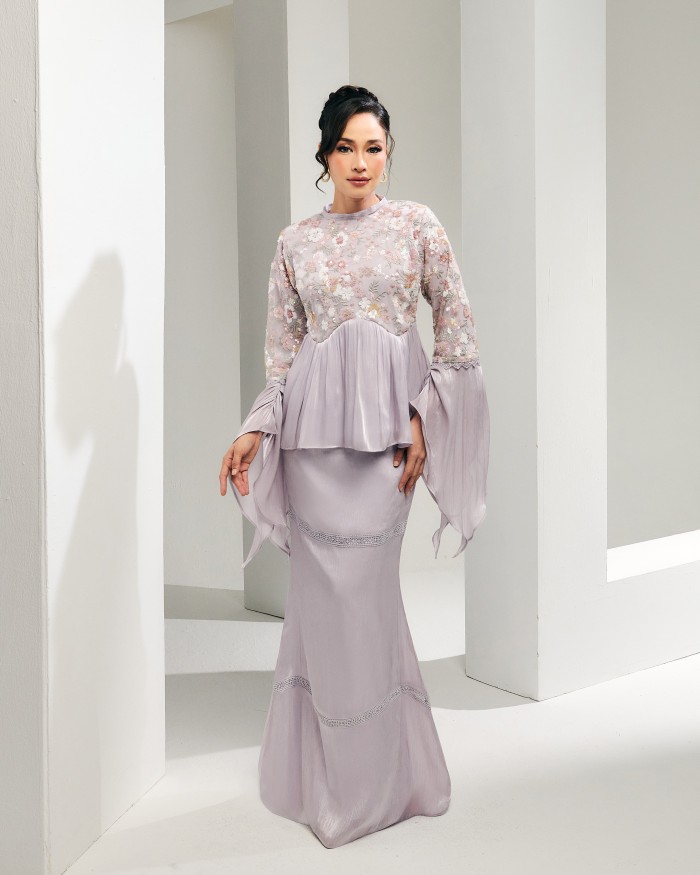 Noelle - Pale Amethyst