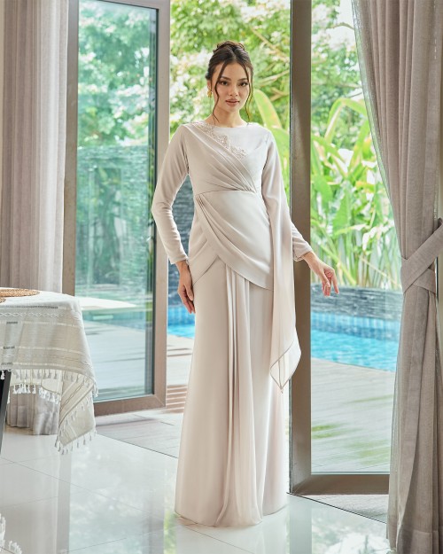 Dianna - Linen Champagne