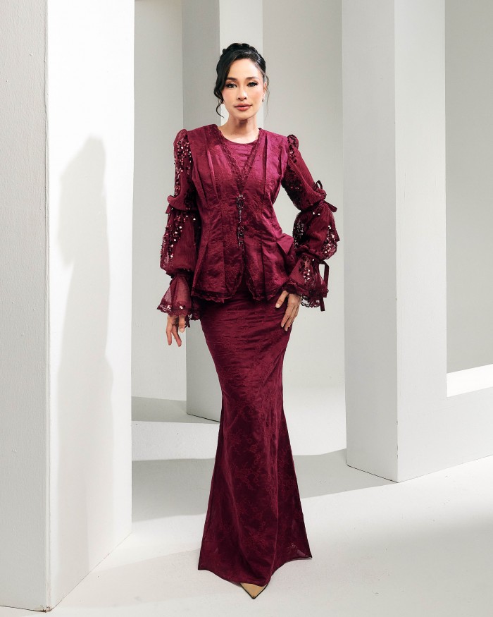 (PRE-ORDER) Brianna - Berry Burgundy