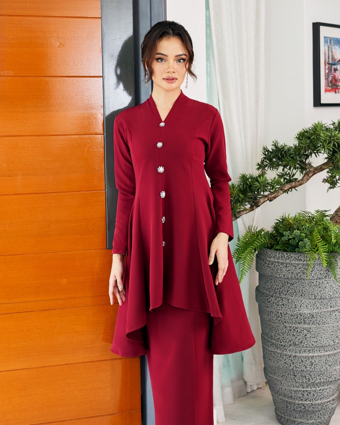 Kebarung Muuna - Maroon