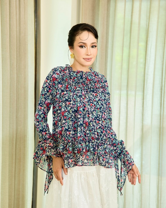 Elowyn - Moonlight Garden