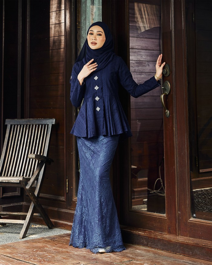 Livia 2.0 - Navy Blue