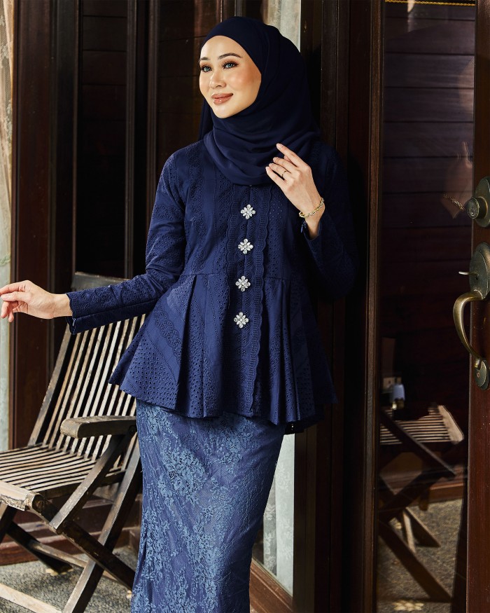 Livia 2.0 - Navy Blue