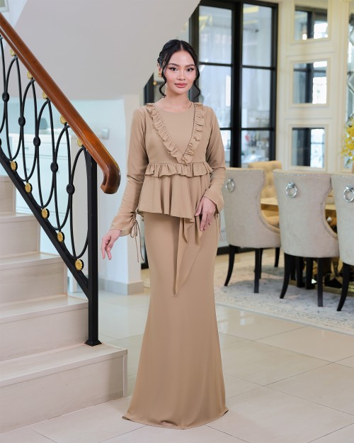 Evie - Light Caramel