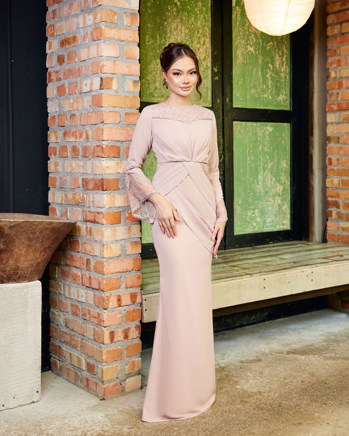 (PRE-ORDER) Pauline - Velvet Rose