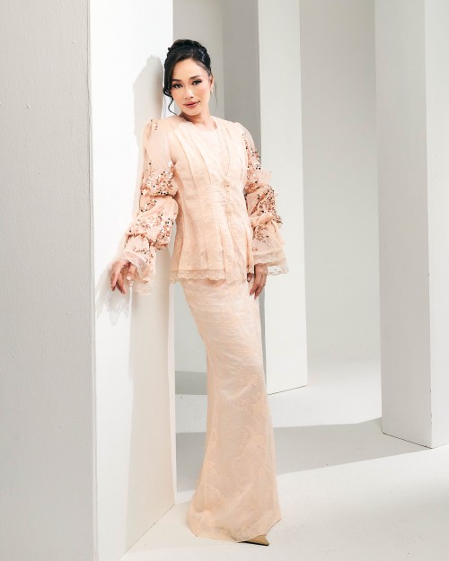 (PRE-ORDER) Brianna - Sweet Peach