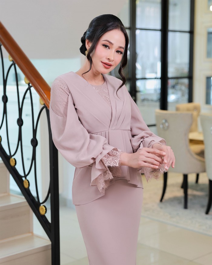 Thea - Velvet Rose