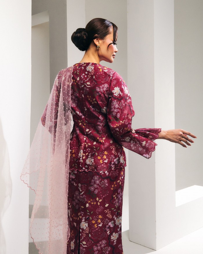 (PRE-ORDER) Maryna - Petal Magenta