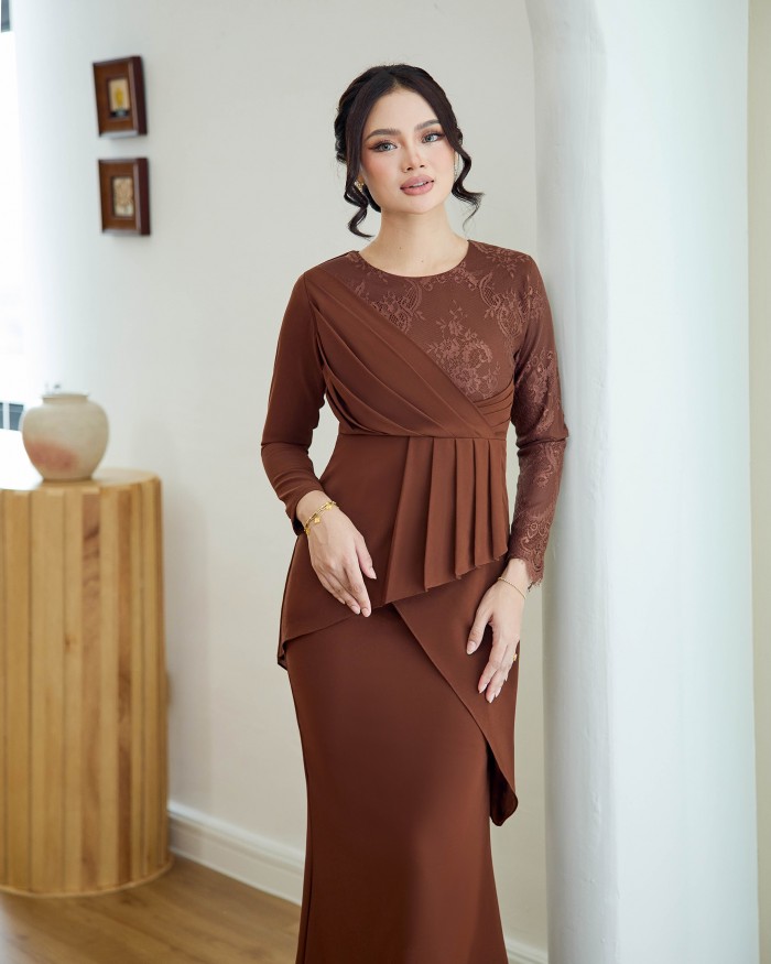 Fellina - Rich Brown