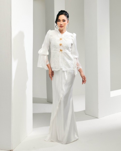 Carolyn - Pearl White