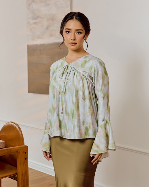 (PRE-ORDER) Clarisse - Spring Green