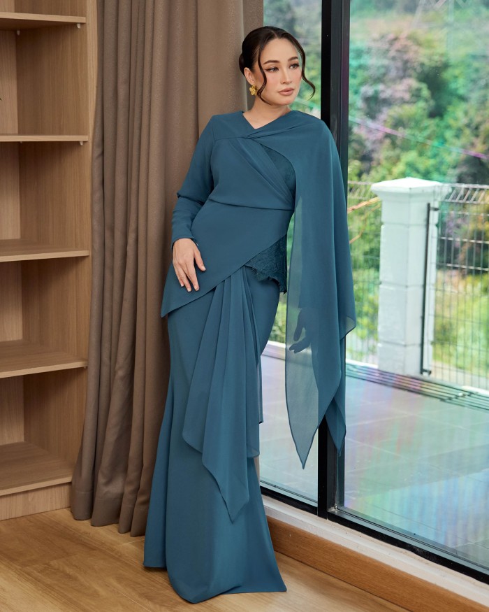 Cassandra - Midnight Teal