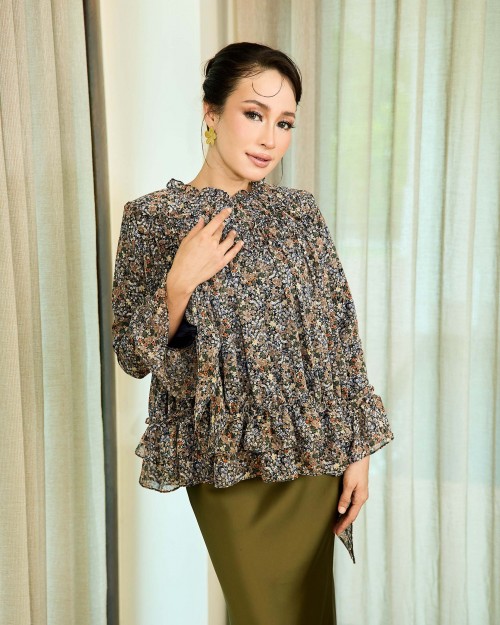 Elowyn - Twilight Blossom