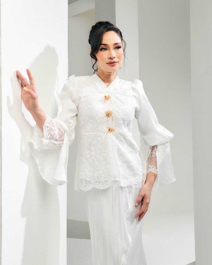 Carolyn - Pearl White