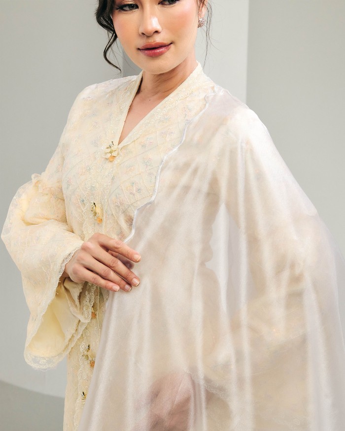 (PRE-ORDER) Kesuma - White