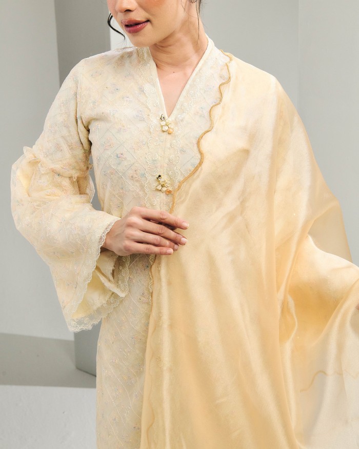 (PRE-ORDER) Kesuma - Nude Champagne