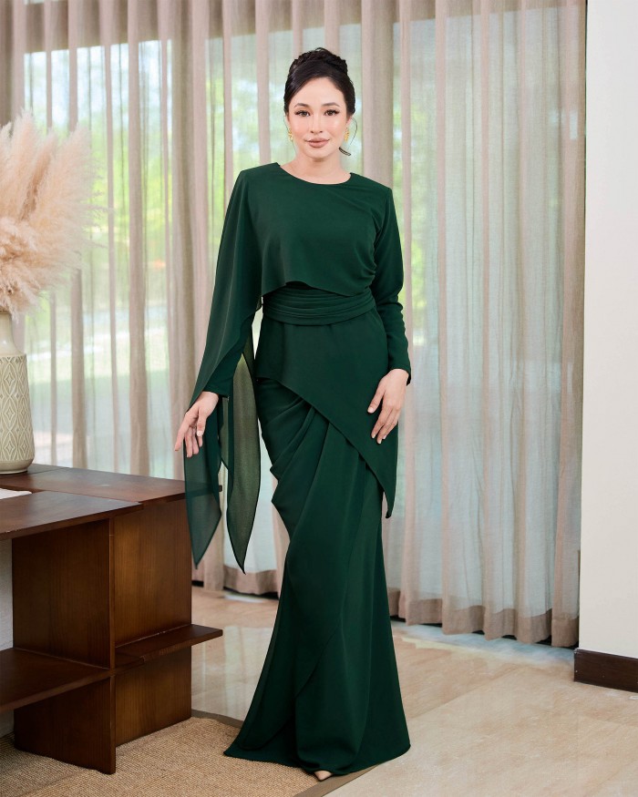Valeria - Deep Green